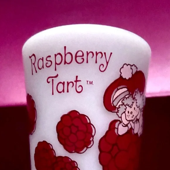 ANCHOR Hocking Fire King MCM Rare 1980’s Raspberry Tart Milk Glass Mug - Picture 2 of 7